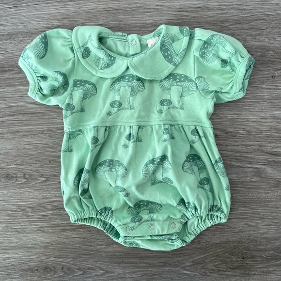 Kate Quinn Peter Pan collar bubble romper - Picture 1 of 1